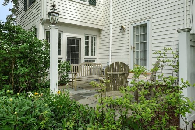 12 Rockwood Road, Hingham, MA 02043