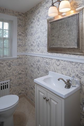 12 Rockwood Road, Hingham, MA 02043