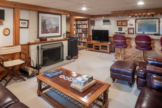 12 Rockwood Road, Hingham, MA 02043