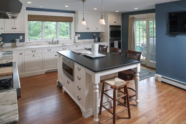 12 Rockwood Road, Hingham, MA 02043