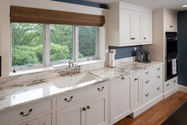 12 Rockwood Road, Hingham, MA 02043