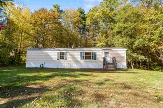 10 Roy Street, Raymond, NH 03077