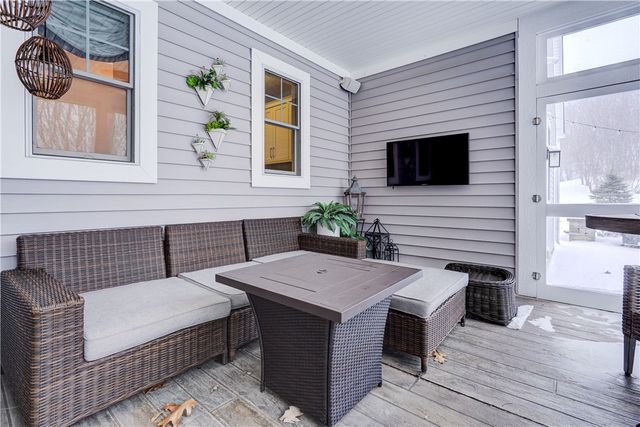 7619 Arbor Glen Drive, Victor, NY 14564