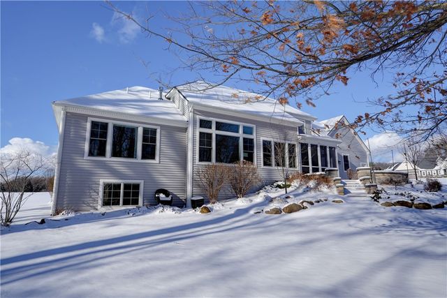 7619 Arbor Glen Drive, Victor, NY 14564