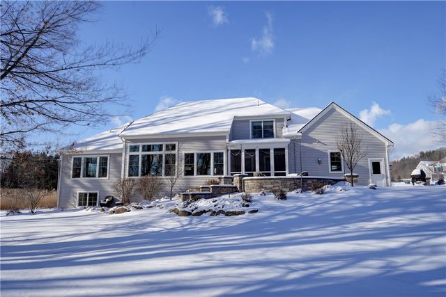 7619 Arbor Glen Drive, Victor, NY 14564