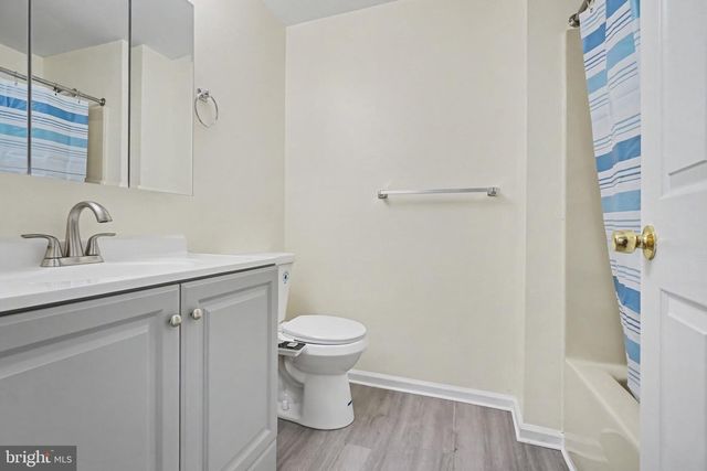 5572 BANBRIDGE DR, Harrisburg, PA 17112