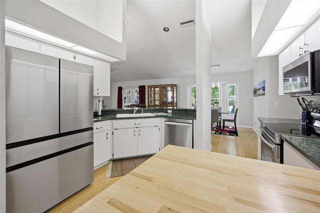1106 NW 101ST DRIVE, Gainesville, FL 32606