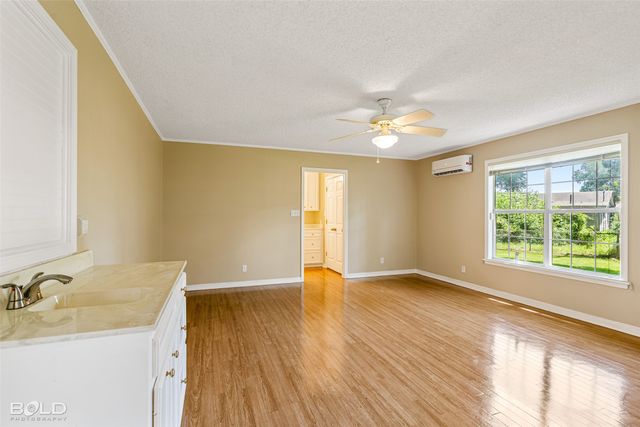 1220 Evangeline Circle, Bossier City, LA 71112
