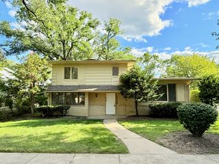 1122 W Iowa Street, Glenwood, IL 60425