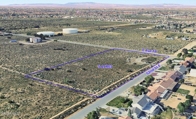 Cor Avenue T8 52nd Ste, Palmdale, CA 93552