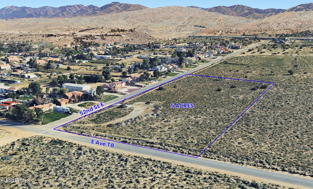Cor Avenue T8 52nd Ste, Palmdale, CA 93552