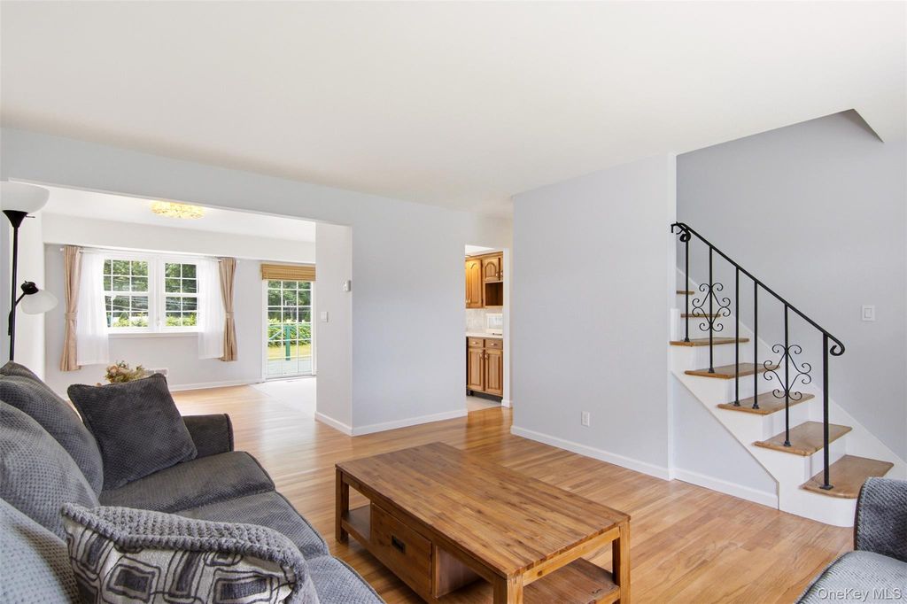 15 Apple Lane, Commack, NY 11725 — photo 5