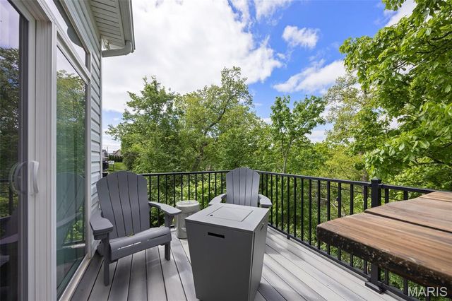 1005 Timber Bluff Drive, Wentzville, MO 63385
