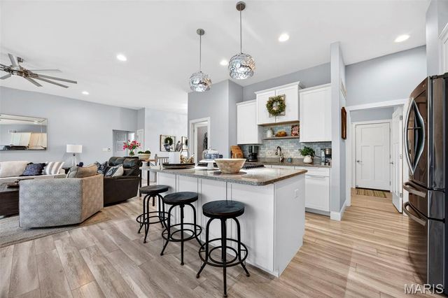 1005 Timber Bluff Drive, Wentzville, MO 63385
