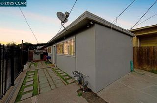 421 Barrett Ave, Richmond, CA 94801