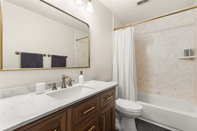 2404 Dawn Mist Drive, Little Elm, TX 75068