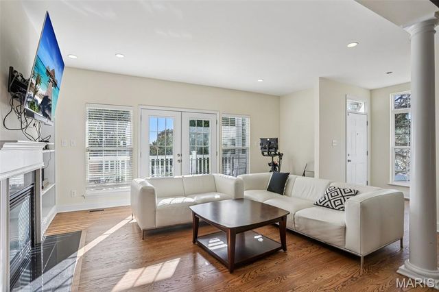 1597 Fairmount Avenue, St Louis, MO 63139