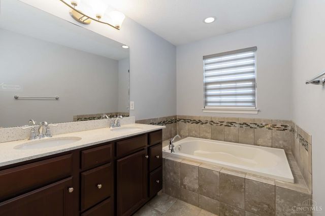 3432 Hidden Falls Court, Deerfield Twp., OH 45039