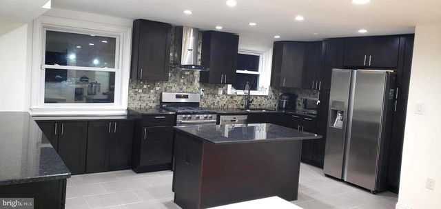 11115 DRAKE DR, Philadelphia, PA 19154