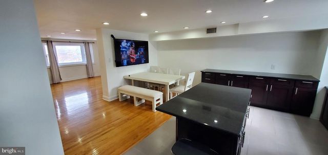 11115 DRAKE DR, Philadelphia, PA 19154