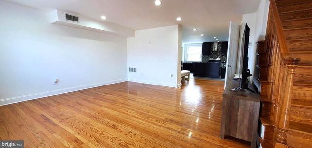 11115 DRAKE DR, Philadelphia, PA 19154