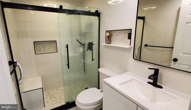 11115 DRAKE DR, Philadelphia, PA 19154