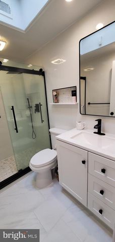 11115 DRAKE DR, Philadelphia, PA 19154