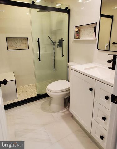 11115 DRAKE DR, Philadelphia, PA 19154