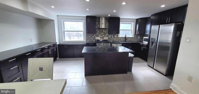 11115 DRAKE DR, Philadelphia, PA 19154