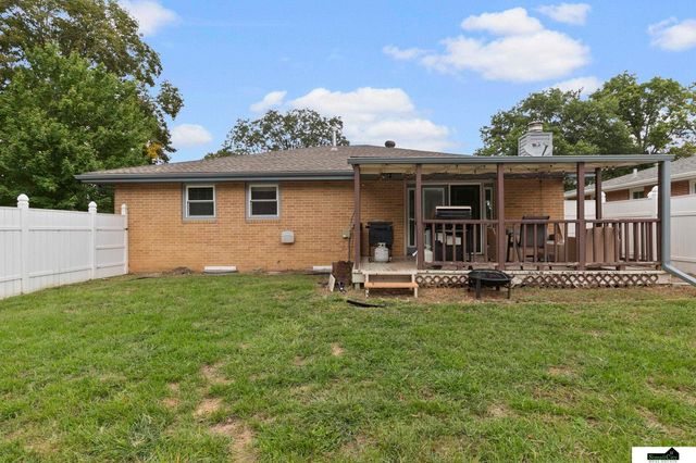 6201 Francis Street, Lincoln, NE 68505