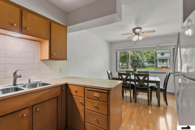 6201 Francis Street, Lincoln, NE 68505