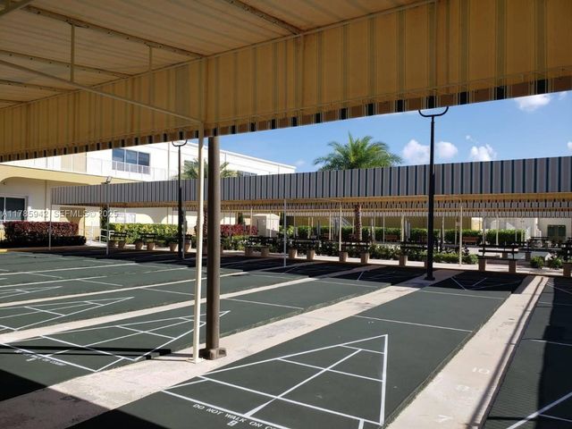 14 Salisbury A 14, West Palm Beach, FL 33417