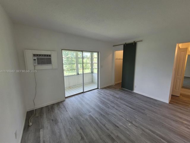 14 Salisbury A 14, West Palm Beach, FL 33417