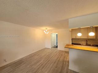 14 Salisbury A 14, West Palm Beach, FL 33417