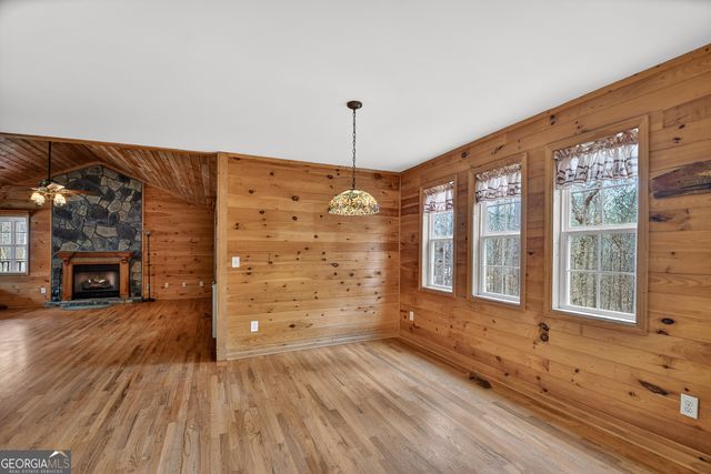 144 Emerald Cove Drive, Ellijay, GA 30540