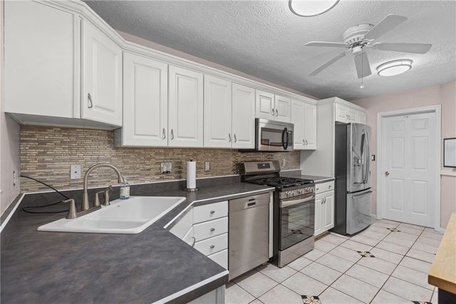 1529 Meerschaum Lane, Kennedy Twp, PA 15108