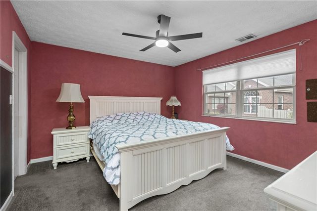 1529 Meerschaum Lane, Kennedy Twp, PA 15108