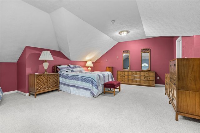 1529 Meerschaum Lane, Kennedy Twp, PA 15108