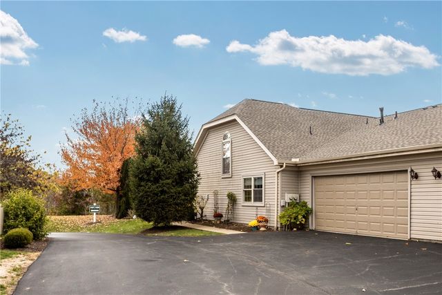 1529 Meerschaum Lane, Kennedy Twp, PA 15108