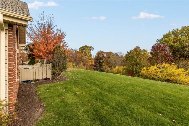 1529 Meerschaum Lane, Kennedy Twp, PA 15108