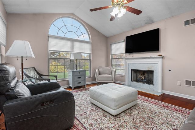 1529 Meerschaum Lane, Kennedy Twp, PA 15108