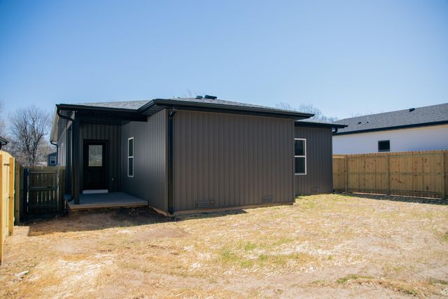 2625 N Prospect Avenue, Springfield, MO 65803