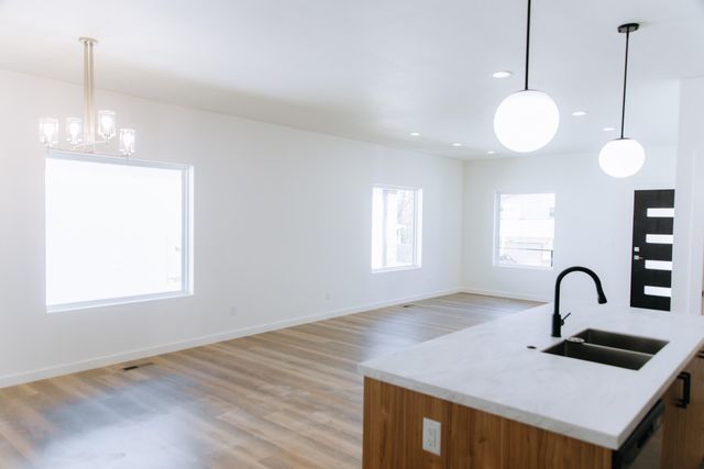 2625 N Prospect Avenue, Springfield, MO 65803