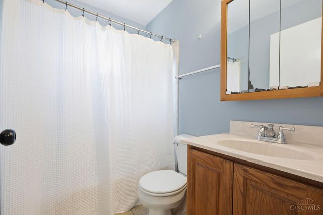 979 Hilliard Drive, Delhi Twp, OH 45238