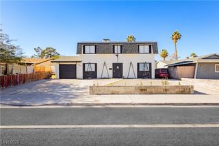 705 N Torrey Pines, Las Vegas, NV 89107