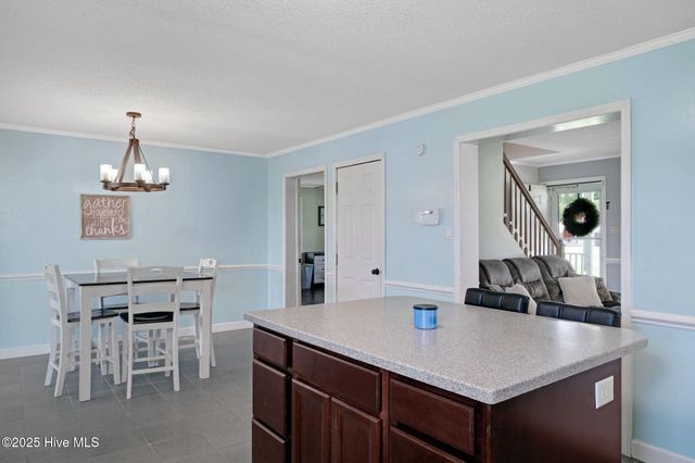 599 Durwood Evans Road, Beulaville, NC 28518
