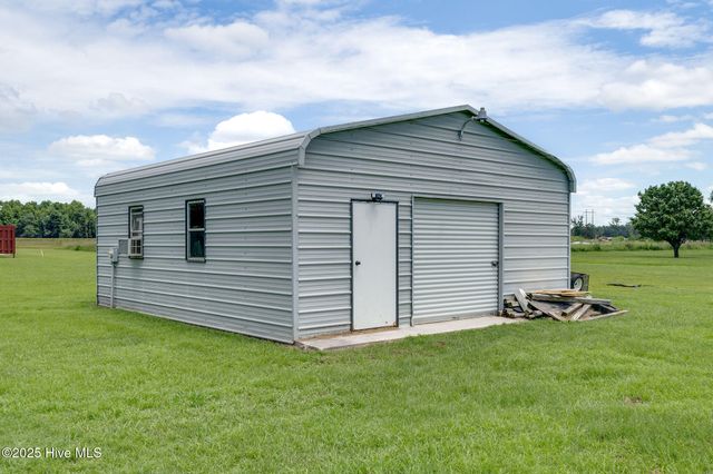 599 Durwood Evans Road, Beulaville, NC 28518