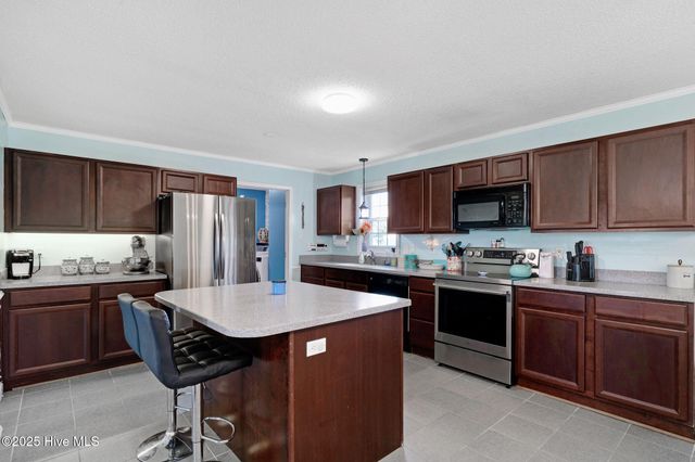 599 Durwood Evans Road, Beulaville, NC 28518