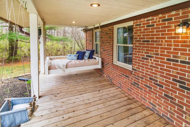 10550 Saint Wendel Road, Evansville, IN 47720