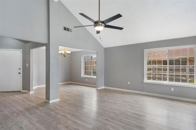 10243 Oak Branch Lane, Dallas, TX 75227